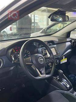 نیسان ڤێرسا